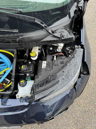 BMW i3 S Executive Edition 120Ah 42 kWh picture 10