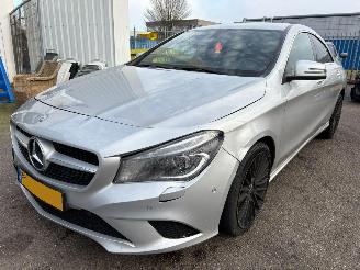 krockskadad bil auto Mercedes Cla-klasse 180 AUTOMAAT Prestige Comfort 2014/8