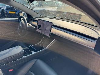 Tesla Model 3 Performance 462 PK AWD 75 kWh picture 15