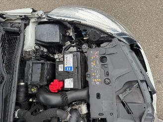 Renault Clio 1.6 AUTOMAAT 220 PK R.S. Trophy picture 7