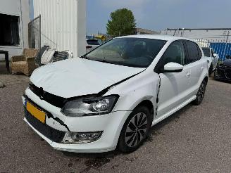 Unfallwagen Volkswagen Polo 1.0 BlueMotion Edition 2015/10