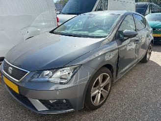 skadebil auto Seat Leon 1.0 EcoTSI Style Business Intense 2017/3