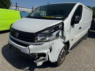 krockskadad bil bedrijf Fiat Talento 2.0 MultiJet L2H1 SX 145 PK 2020/9