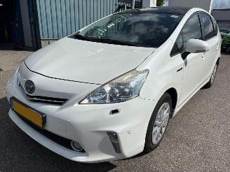 Auto incidentate Toyota Prius 1.8 AUTOMAAT Dynamic Business 2013/8