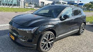 damaged passenger cars Volvo EX30 Single motor ext Range plus Black edition 69 kWh 200 KW 272 PK 2026/4