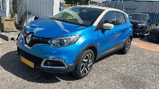 Schadeauto Renault Captur 1.2 AUTOMAAT TCe Dynamique 2013/9