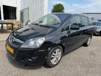 Coche accidentado Opel Zafira 1.8 Cosmo 2011/11
