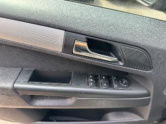 Opel Zafira 1.8 Cosmo picture 13