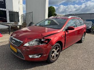 krockskadad bil auto Ford Mondeo Wagon 2.0-16V Limited 2010/8