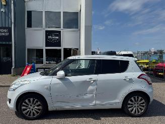 Suzuki Swift 1.2 Exclusive EASSS picture 2
