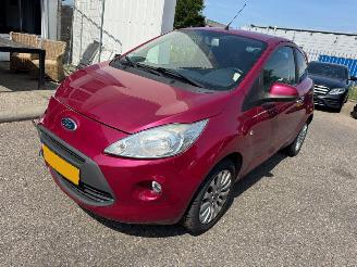 skadebil auto Ford Ka 1.2 Titanium X 2010/5