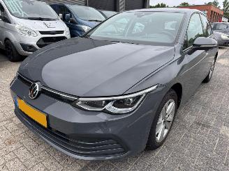 damaged passenger cars Volkswagen Golf 1.5 TSI Life Business 2020/9