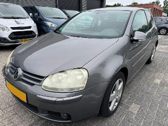 uszkodzony samochody osobowe Volkswagen Golf 1.4 Easyline 2007/11