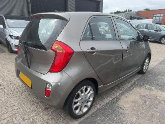 Kia Picanto 1.0 CVVT Comfort Pack picture 4