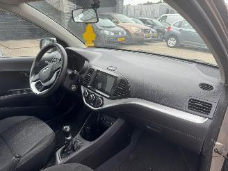 Kia Picanto 1.0 CVVT Comfort Pack picture 10