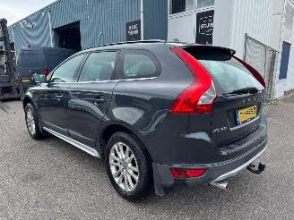 Volvo Xc-60 2.4 AUTOMAAT D5 AWD Momentum picture 3
