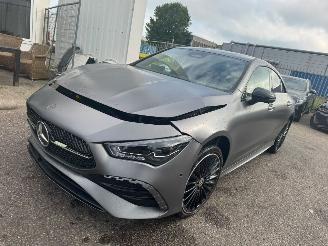 Voiture accidenté Mercedes Cla-klasse 250 e Business Solution AMG 2025/8