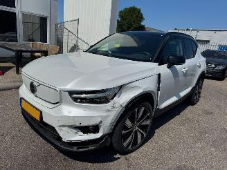 uszkodzony samochody osobowe Volvo XC40 Recharge P8 AWD R-Design 2020/12