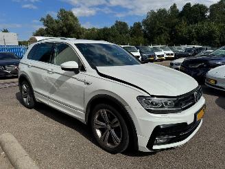 Avarii autoturisme Volkswagen Tiguan 2.0 AUTOMAAT TSI 4Motion Highline Business R 2019/7