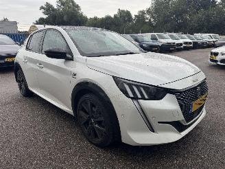 Coche accidentado Peugeot 208 1.2 PureTech GT Pack 2022/1