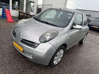 Voiture accidenté Nissan Micra 1.2 e-Vision 2004/12
