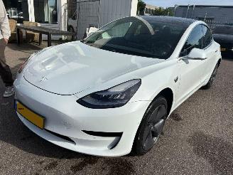 damaged passenger cars Tesla Model 3 Standard RWD Plus 60 kWh 2019/9