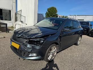 damaged passenger cars Skoda Fabia 1.2 TSI AUTOMAAT First Edition Style 2015/4