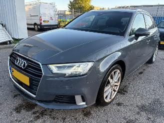 Schadeauto Audi A3 Sportback 1.6  AUTOMAAT TDI Sport Pro Line S 2016/8
