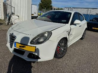 Voiture accidenté Alfa Romeo Giulietta Giulietta 1.4 T Distinctive 2011/1