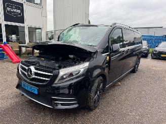 krockskadad bil bedrijf Mercedes V-klasse 250d Extra Lang Avantgarde Edition 2018/1