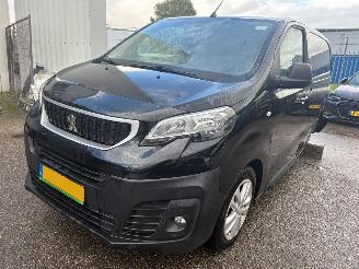 skadebil bedrijf Peugeot Expert 2.0 BlueHDI 180 Compact Urban 180 PK 2020/3