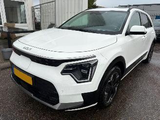 Voiture accidenté Kia Niro EV DynamicPlusLine 64.8 kWh 204 PK 2024/5
