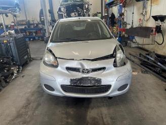 Uttjänta bilar auto Toyota Aygo Aygo (B10), Hatchback, 2005 / 2014 1.0 12V VVT-i 2010/8