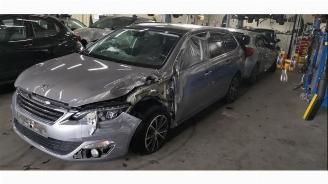 Démontage voiture Peugeot 308 308 SW (L4/L9/LC/LJ/LR), Combi 5-drs, 2014 / 2021 1.2 12V e-THP PureTech 130 2015/5