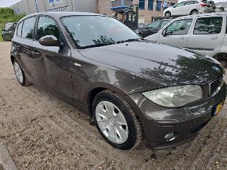 BMW 1-serie 116i picture 15