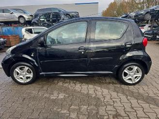 Toyota Aygo Aygo (B10), Hatchback, 2005 / 2014 1.0 12V VVT-i picture 3