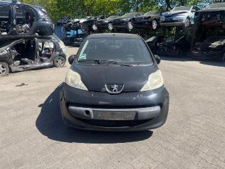 Coche siniestrado Peugeot 107 107, Hatchback, 2005 / 2014 1.0 12V 2006/3