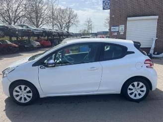 rozbiórka samochody osobowe Peugeot 208 208 I (CA/CC/CK/CL), Hatchback, 2012 / 2019 1.0 Vti 12V PureTech 2014/7