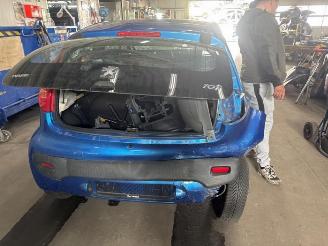 demontáž osobní automobily Peugeot 107 107, Hatchback, 2005 / 2014 1.0 12V 2011/7
