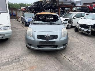  Toyota Yaris Yaris II (P9), Hatchback, 2005 / 2014 1.3 16V VVT-i 2006/7