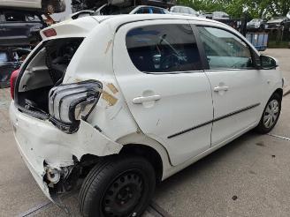 Peugeot 108 108, Hatchback, 2014 1.0 12V VVT-i picture 6