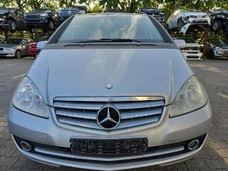 Coche siniestrado Mercedes A-klasse A (W169), Hatchback, 2004 / 2012 1.7 A-170 5-Drs. 2008/8