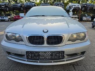 Coche siniestrado BMW 3-serie  2002/7