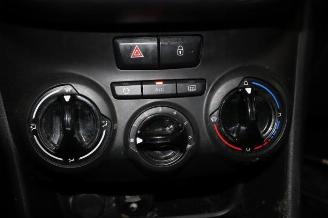 Peugeot 208 208 I (CA/CC/CK/CL), Hatchback, 2012 / 2019 1.6 Blue HDi 100 picture 12