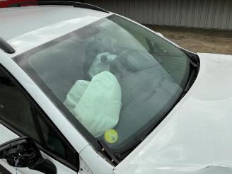 Renault Clio Clio IV Estate/Grandtour (7R), Combi 5-drs, 2012 / 2021 1.5 Energy dCi 90 FAP picture 27