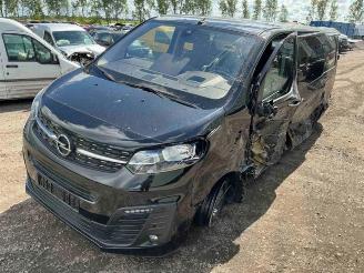 Coche siniestrado Opel Vivaro Vivaro, Van, 2019 2.0 CDTI 150 2021/10