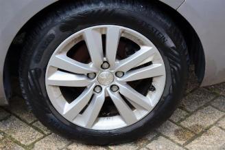 Peugeot 308 308 SW (L4/L9/LC/LJ/LR), Combi 5-drs, 2014 / 2021 1.6 BlueHDi 120 picture 31