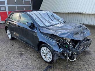 Vrakbiler auto Audi A3 A3 Sportback (8YA), Hatchback 5-drs, 2019 1.4 40 TFSIe 16V 2021/3