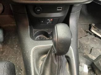 Citroën C3 C3 (SX/SW), Hatchback, 2016 1.2 12V e-THP PureTech 110 picture 15