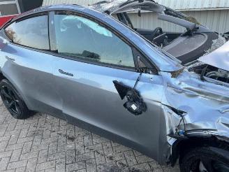 Tesla Model Y Model Y, SUV, 2025 RWD 58 kWh, Long Range RWD 75 kWh picture 17